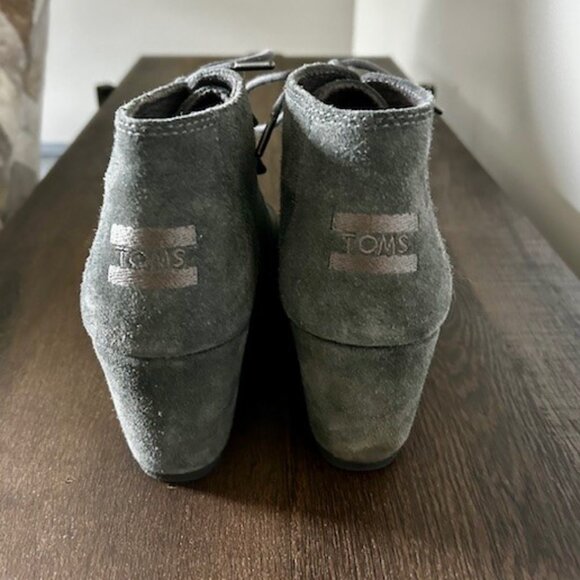 Toms Suede Ankle Boots - Picture 3 of 4